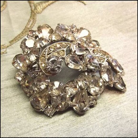 1950s Signed Weiss Diamondesque Crystal Vintage Brooch 13407 - Picture 3 of 6
